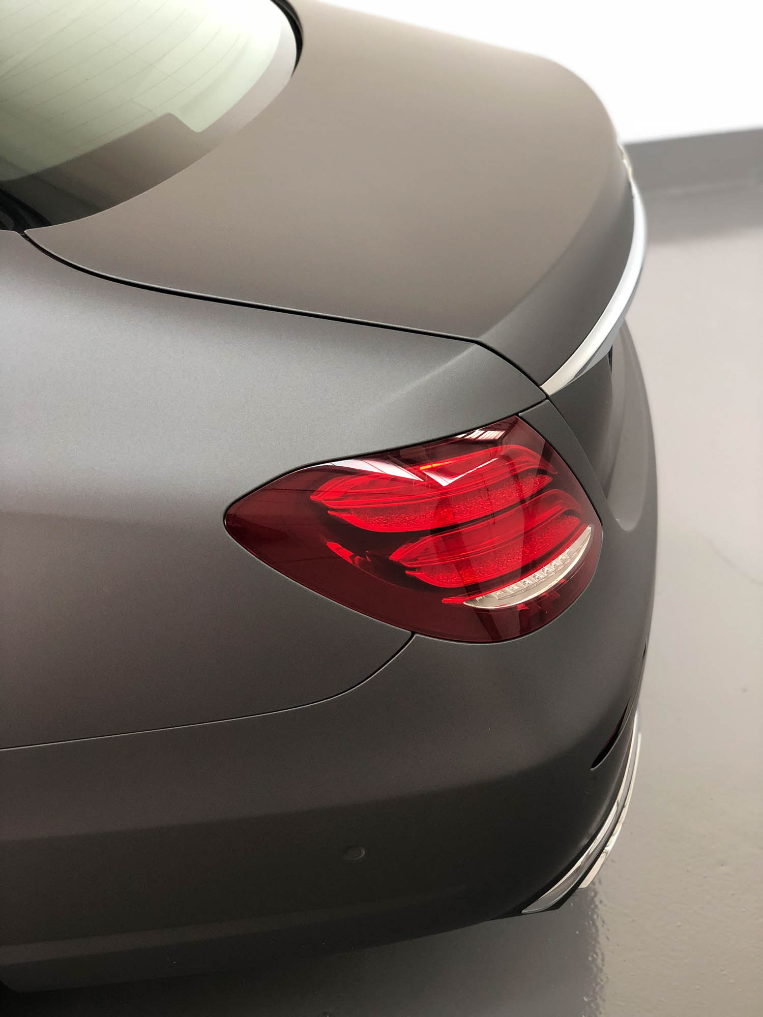 Mercedes E Klasse Avery charcoal matte metallic
