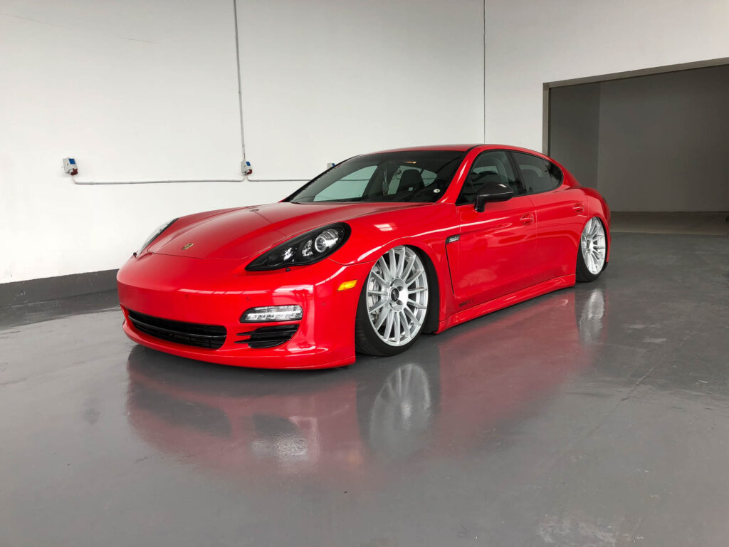 Porsche Panamera in Avery Carmine red gloss