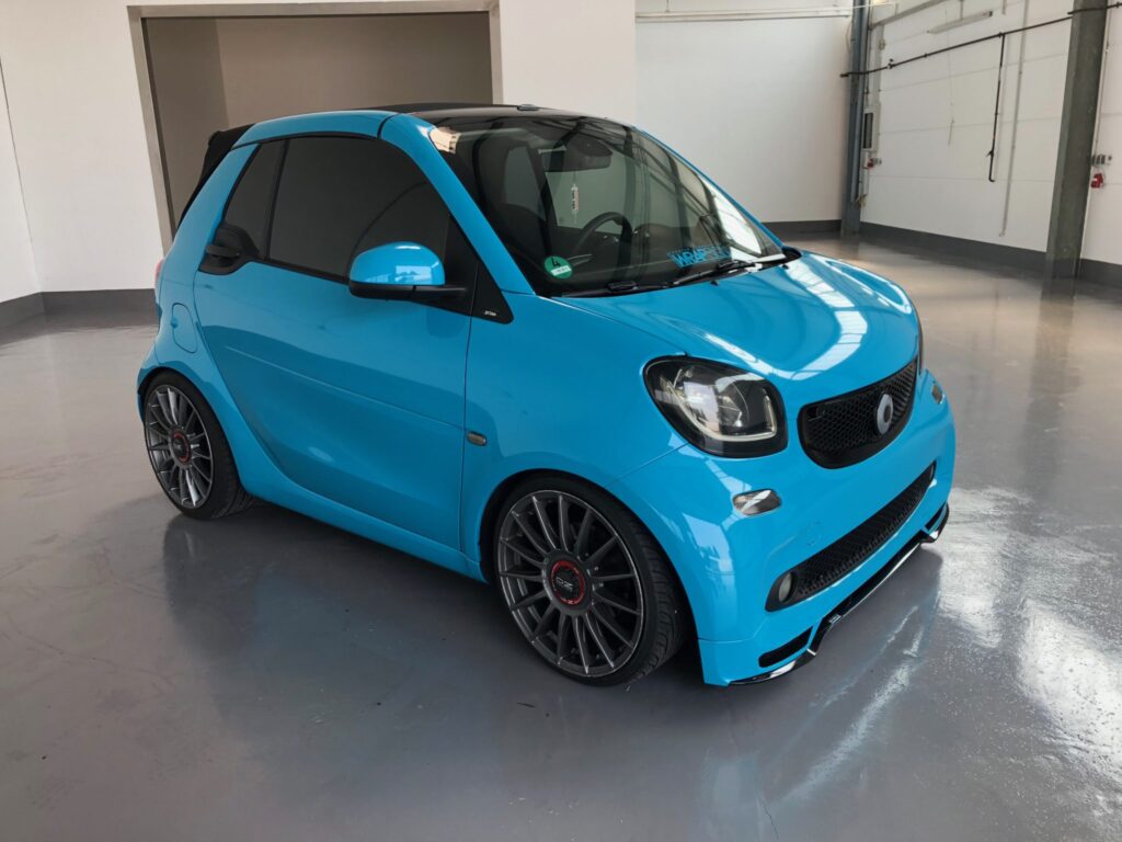 Smart for Two in Miami Blue