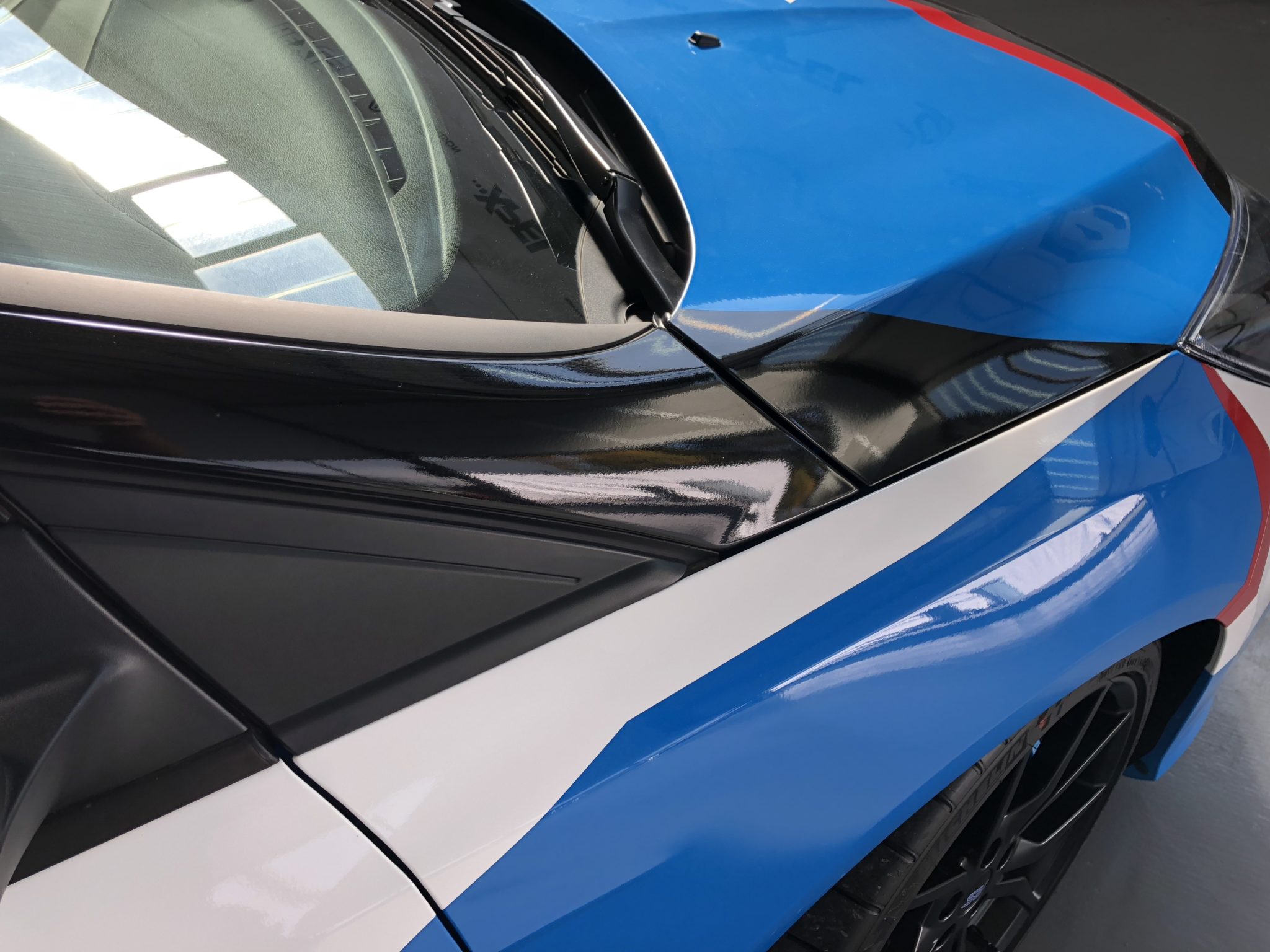 Ford Focus RS im Camouflage Design von Dresen Performance by Wrapsign