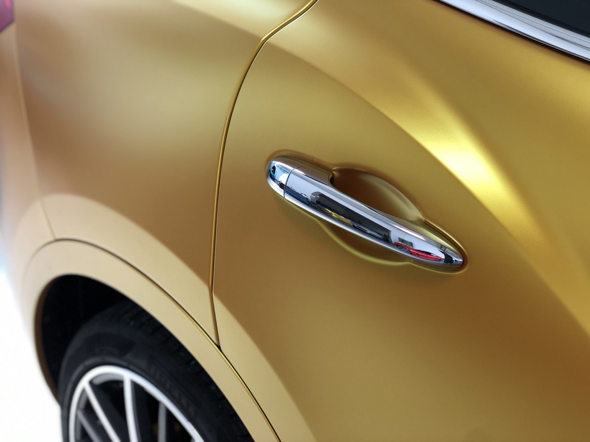 Maserati Levante Energetic Yellow Folierung