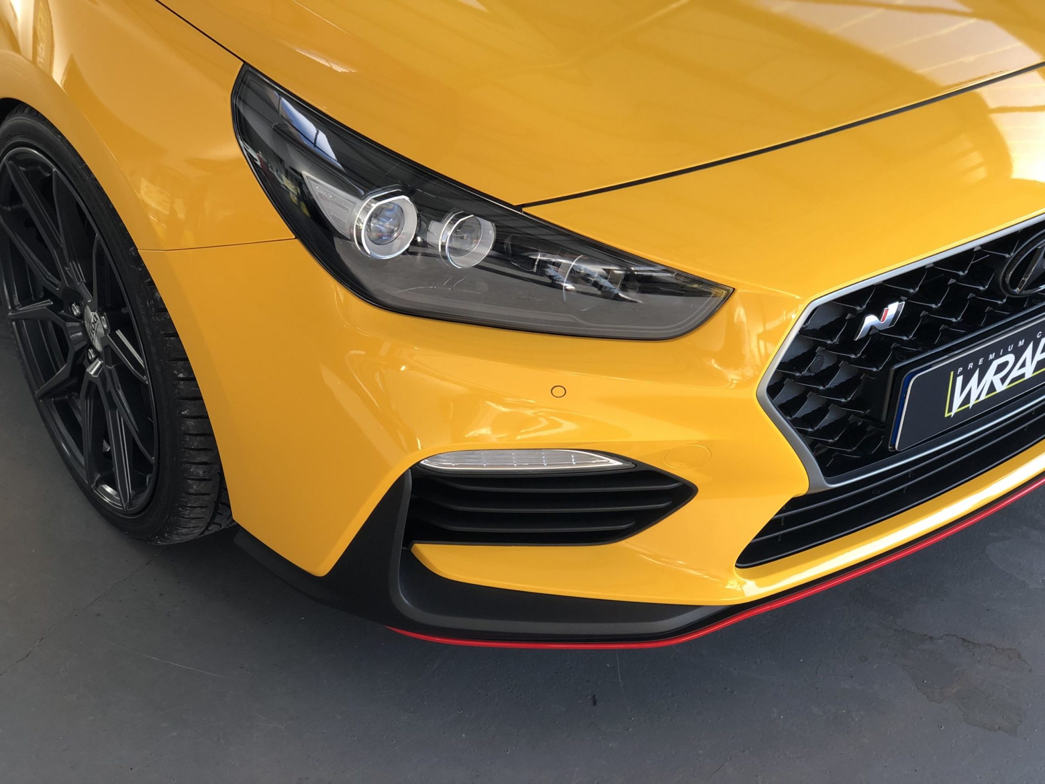Hundai i30N Dark Yellow Vollfolierung