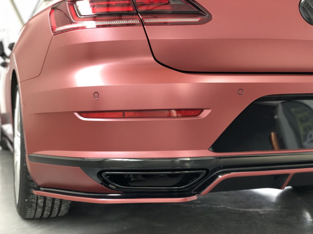 VW Arteon Oracal Rot Braun Metallic