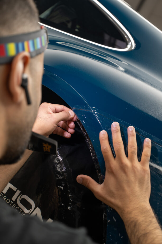 https://wrapsign.de/laesst-sich-die-folierung-wieder-rueckstandslos-vom-fahrzeuglack-entfernen/